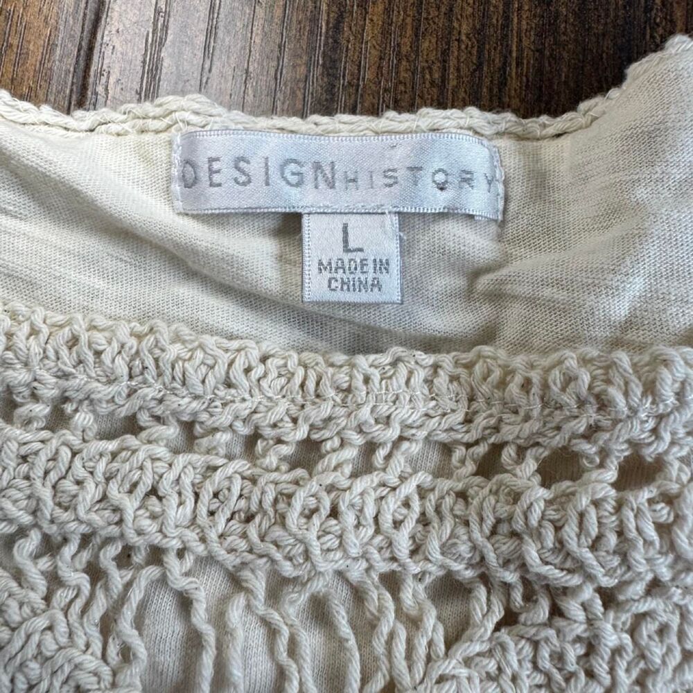 Crochet Knit Ruffle Tank Top - Picture 3 of 5